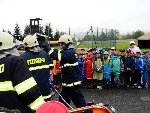 Den dětí u hasičů 1.B 2012/13