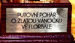 Dukla bojovala o zlatou vánočku